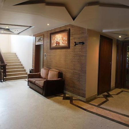 Hotel Grand International Rāipur 外观 照片