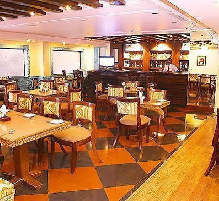 Hotel Grand International Rāipur 外观 照片