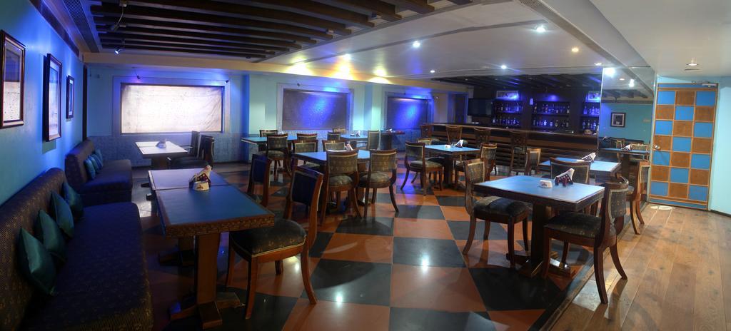 Hotel Grand International Rāipur 外观 照片